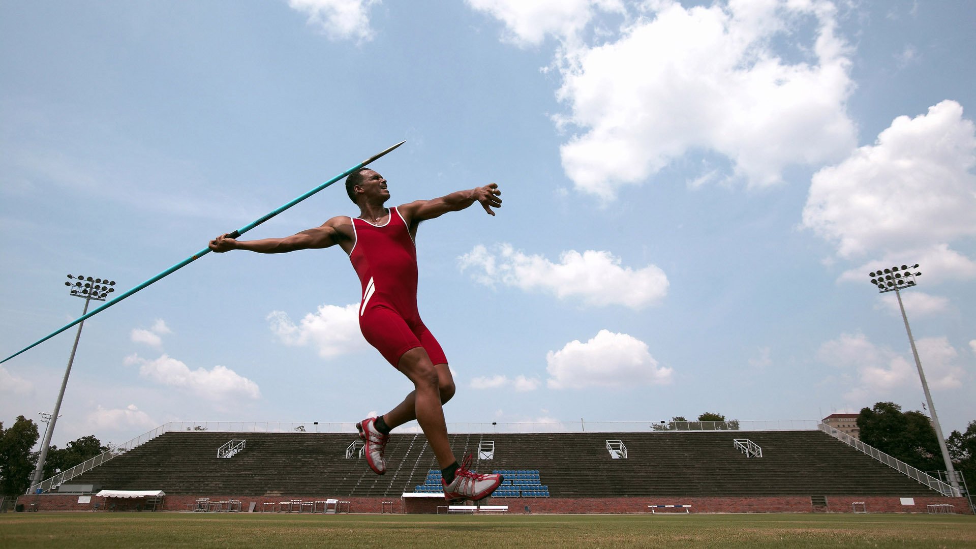 不惧失败的中国篮球精神永存，中国男篮精神作文